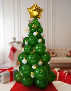 Stor Juletræ Ballonbuesæt - 66 Balloner