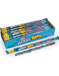 24 stk Wonka Nerds Rope Very Berry - Vingummisnører med Knasende Godteribiter - Hel Eske 624 gram (USA Import)