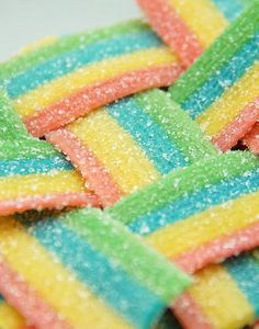 1 kg Damla Sour Rainbow Belts - Regnbuefargede Sure Vingummibelter