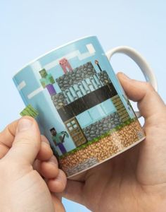 Byg et niveaukrus - Licenseret Minecraft-krus med klistermærker 325 ml