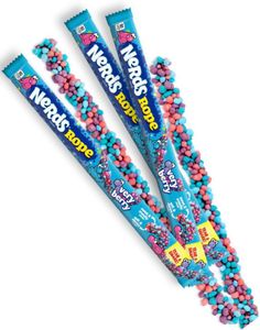1 stk Wonka Nerds Rope Very Berry - Vingummisnøre med Knasende Godteribiter (USA Import)